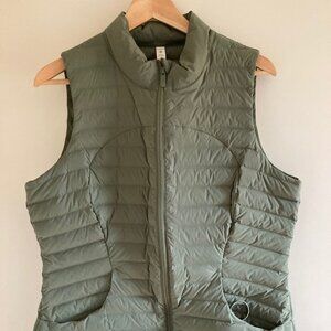 Lululemon Pack It Down Vest - Green - Size 12